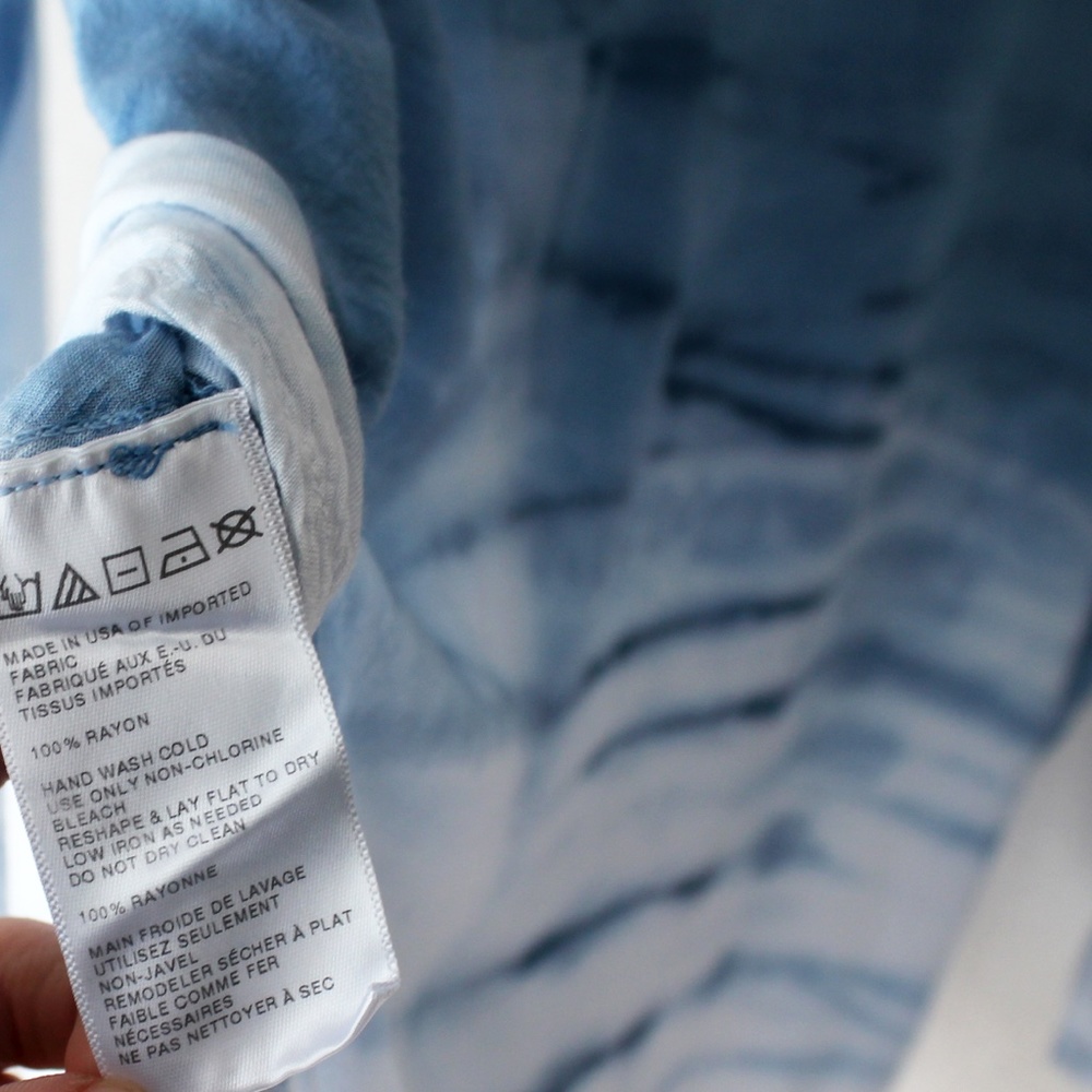✨UO - Blue Bridgette Dip-dye Popover Shirt ✨ - Picture 8 of 8